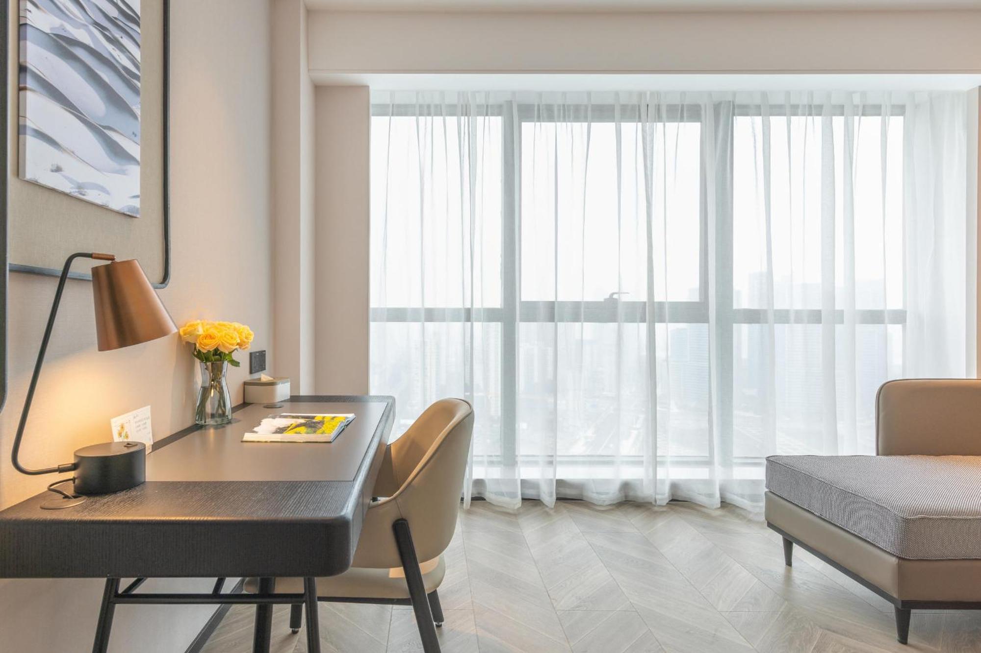Atour Hotel Wuhan Chuhe Han Street Hongshan Plaza Exteriör bild